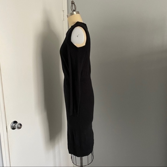 Torrid Cold Shoulder Bodycon Dress - Picture 3 of 5